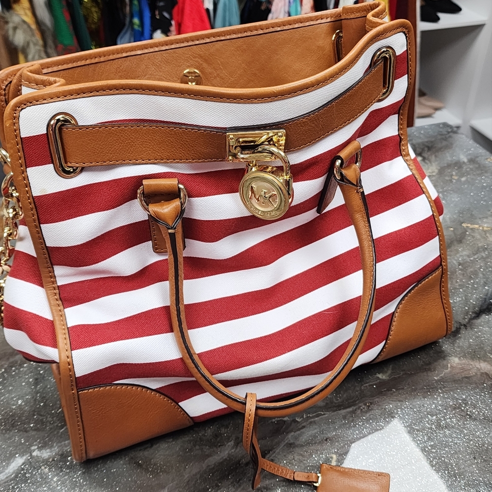 Michael Kors purse/ bag